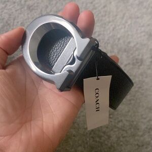 Brand New Coach Men reversible belt